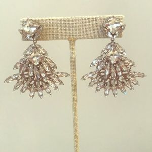 Elizabeth Bower “Louise Chandelier”